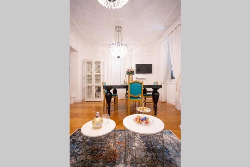 Luxurious Apartment Bella Lux In City Center With Free Parking Included! Split Buitenkant foto